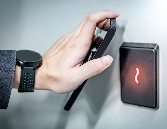 7 Emerging Touchless Access Control Technologies to Consider