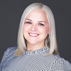 Kristen Fox Headshot
